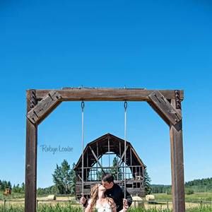 Meet your Posher, Caitlin